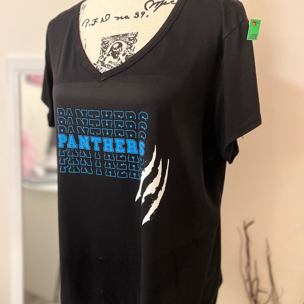 Carolina Panthers Teeshirt- NFL- Football- Panther Claw Mark - Picture 3 of 3